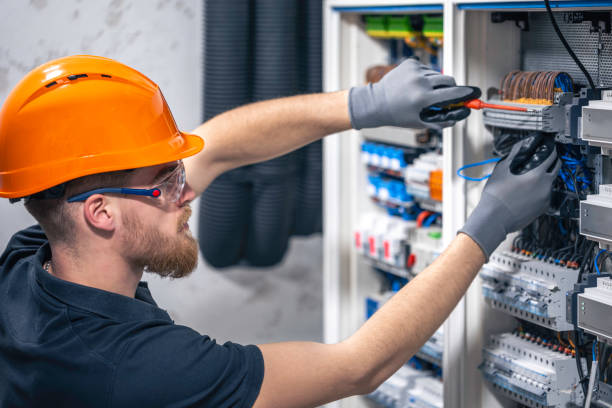 Best Circuit Breaker Repair  in Sunland Park, NM